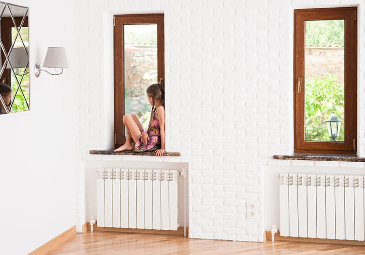 Bild zur Herstellung von Holz-Aluminium-Fenstern